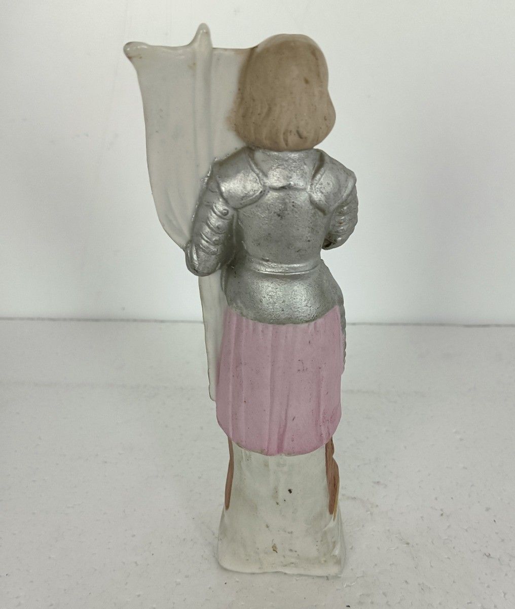 Antique French  Figurine, Joan Of Arc Porcelain Figurine, Jeanne D'arc  Dieu Le photo vintage