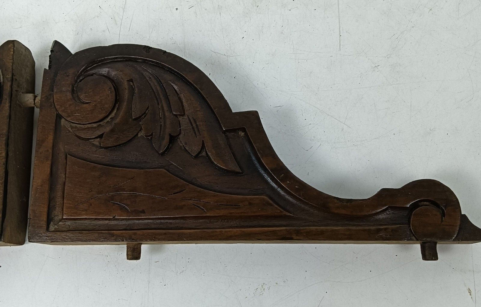 Pair  Corbels Hand Carved Wood Pediment Antique Ornate Finial Architectural Fini photo 81.0