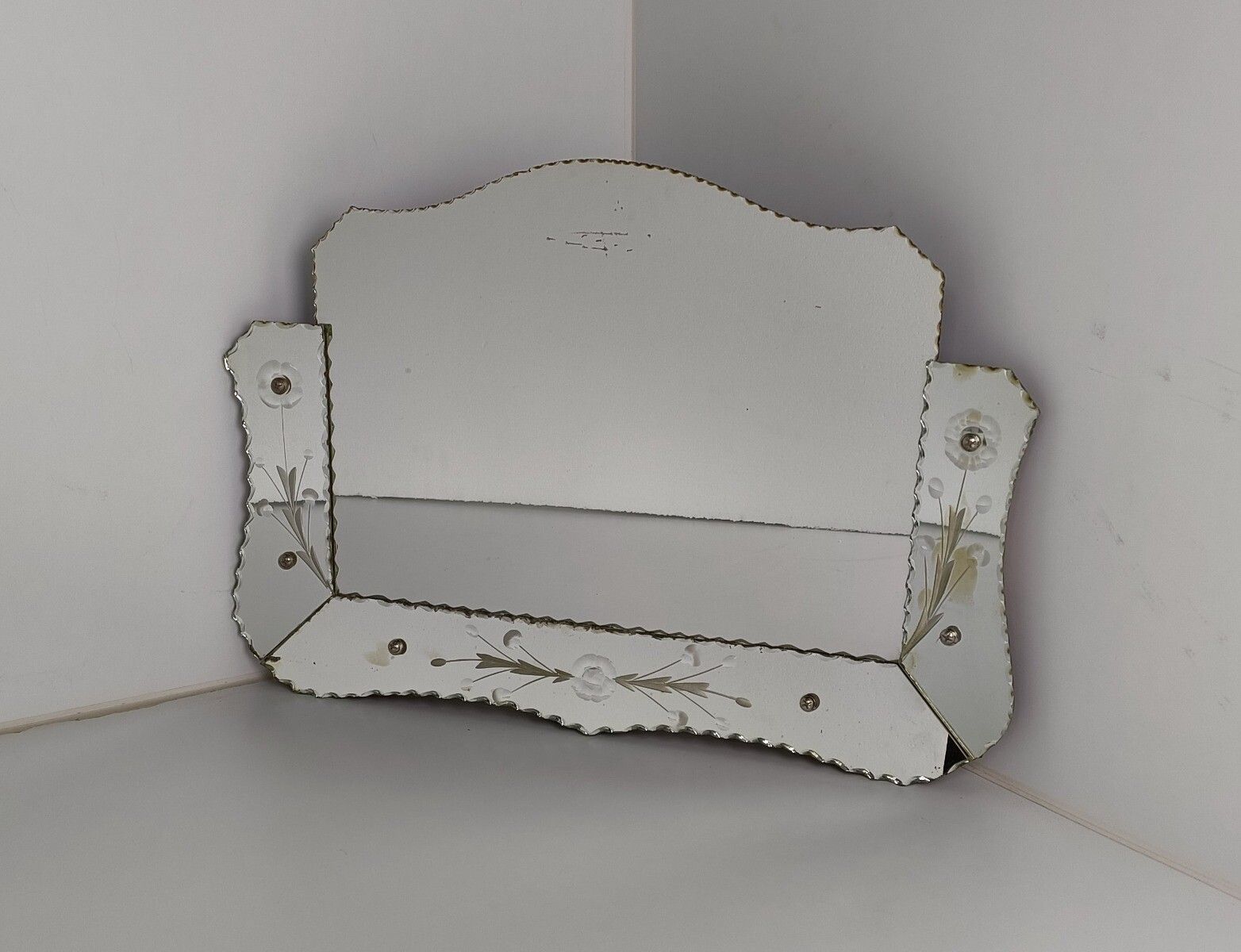Large Art Deco Nouveau Wall Hanging Ornate Mirror Vanity Cut To Clear Glass Wow