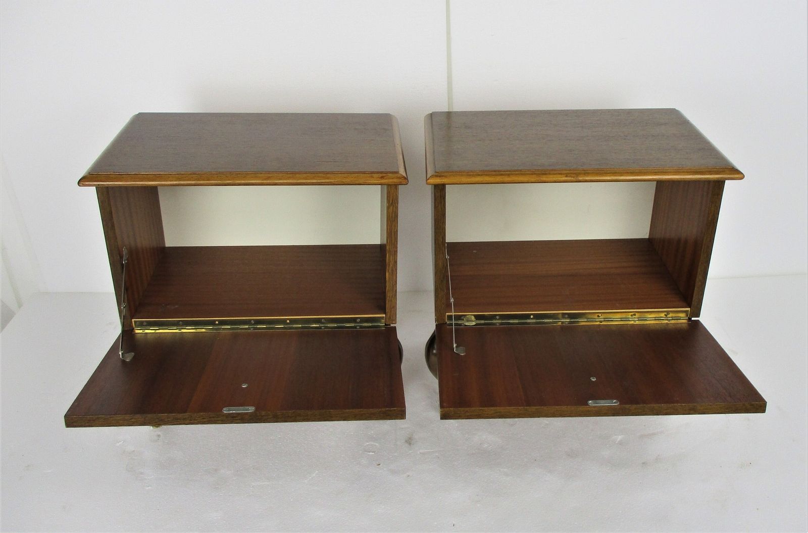 Pair Couple Vintage Nightstands End Tables Dresser 50s Vanity Cabinets Louis XVI photo buy