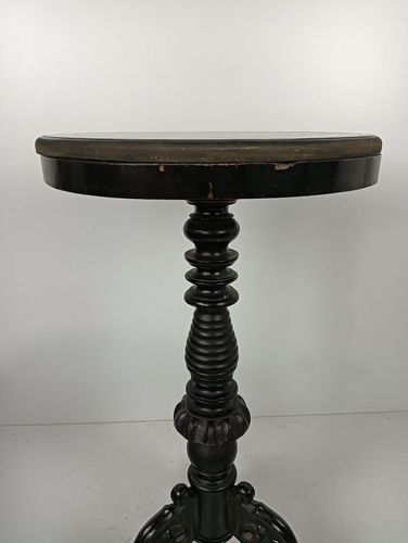 Vintage Carved Wooden Stool Pedestal Plant Stand Side Table On Wheels Very Speci photo vinterior