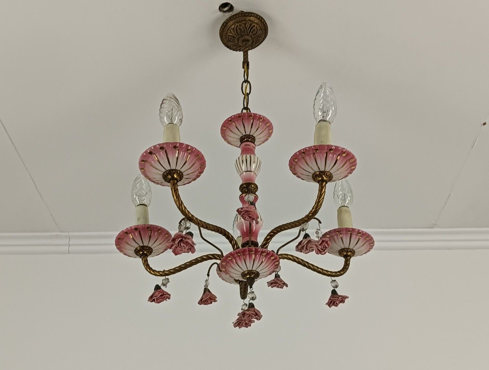 Romantic Italian Chandelier Small Pink Porcelain Flowers Brass 5 Lights Arm Vint photo furniture