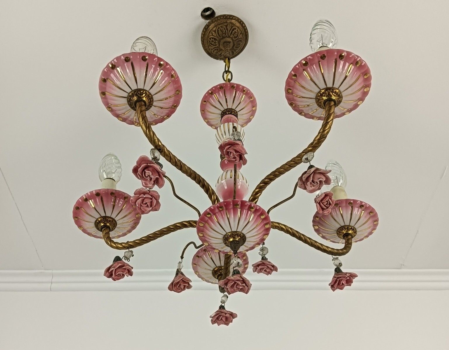 Romantic Italian Chandelier Small Pink Porcelain Flowers Brass 5 Lights Arm Vint photo for sale