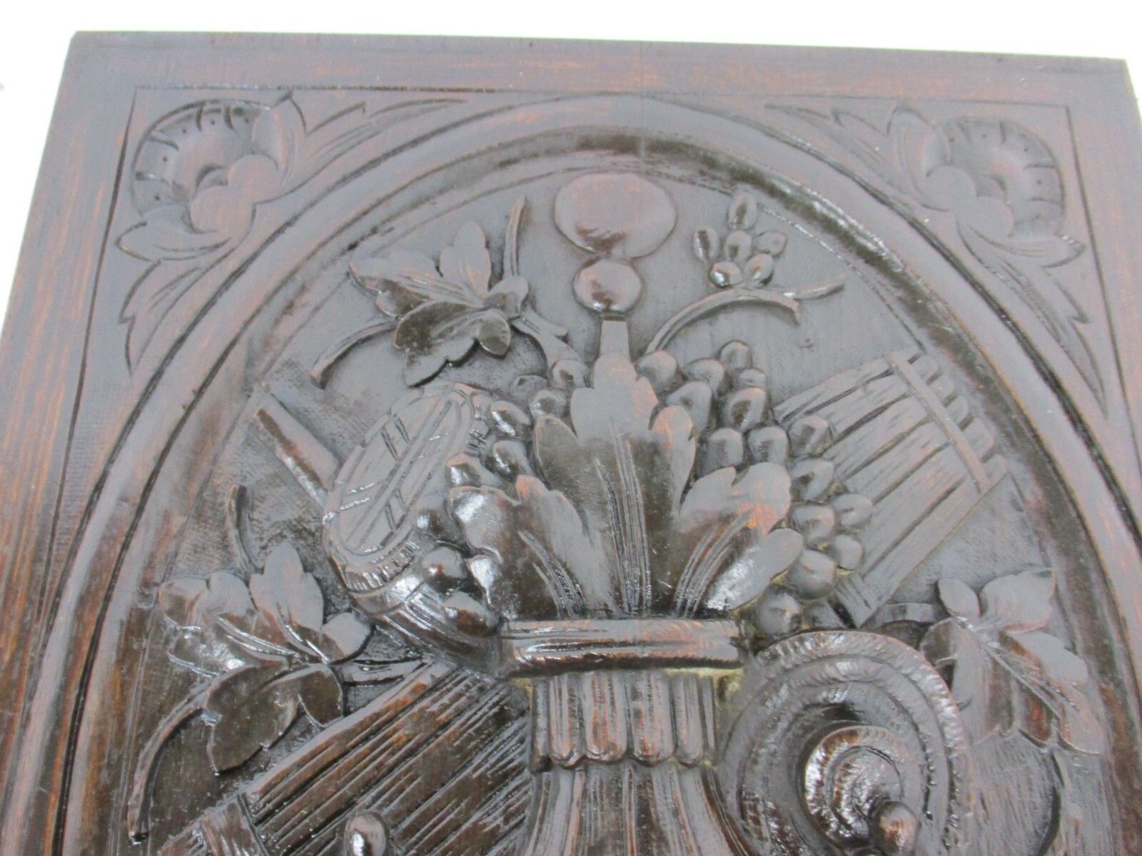 Antique Hand Carved Medallion Door Panel Flower Basket Reclaimed Architectural photo vinterior