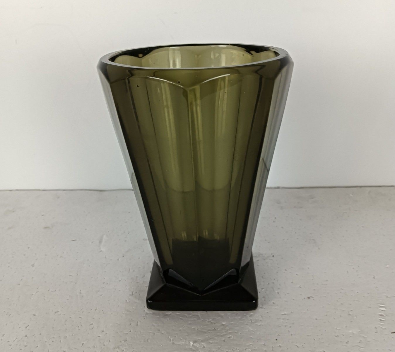 Art Deco Vase Art Glass Green Brown, Very Rare Collector Scandinavian Style photo furniture