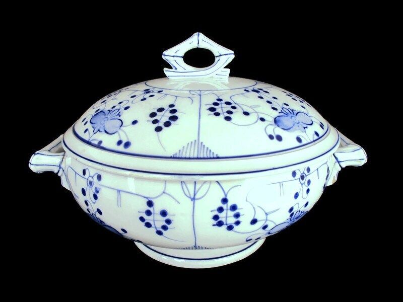 Antique Royal Copenhagen Blue Fluted Soup Tureen Dish Marked Sarreguemines 1875