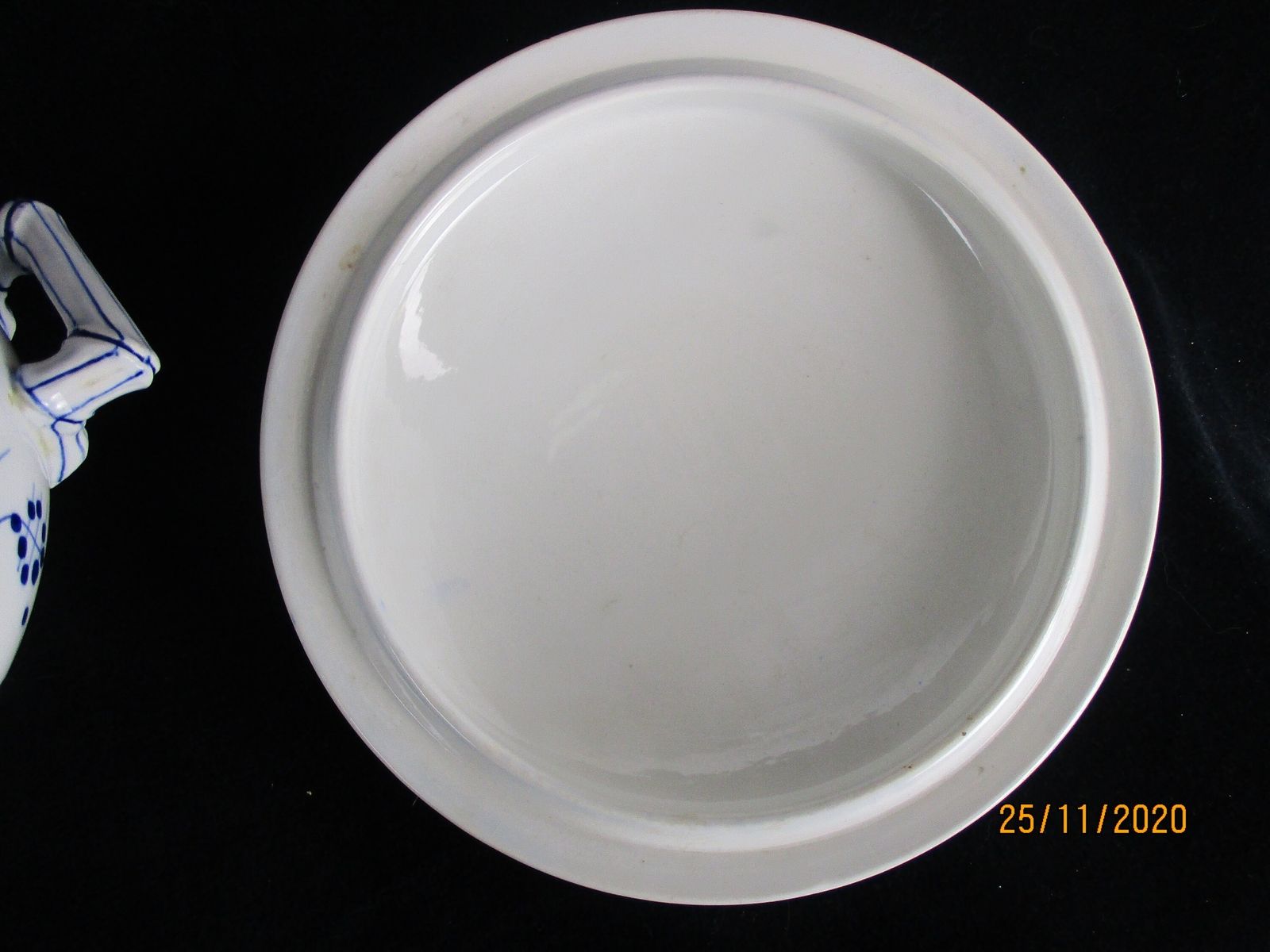 Antique Royal Copenhagen Blue Fluted Soup Tureen Dish Marked Sarreguemines 1875 photo vinterior
