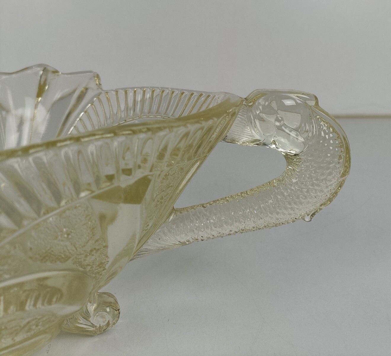 Bowl Dish Centerpiece Art  Glass Antique Art Deco Decorative Table Decoration Ye photo Home Decor