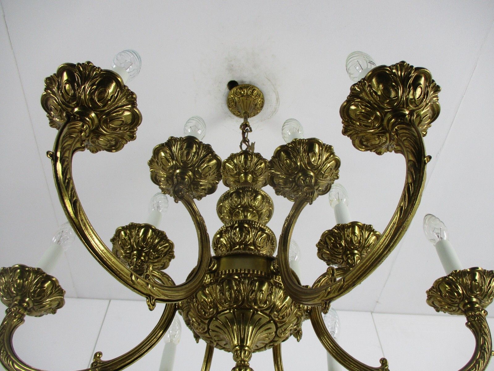 Lighting Impressive Spanish Revival Hollywood Regency Brass Chandelier 12 Lights!! Ornate photo