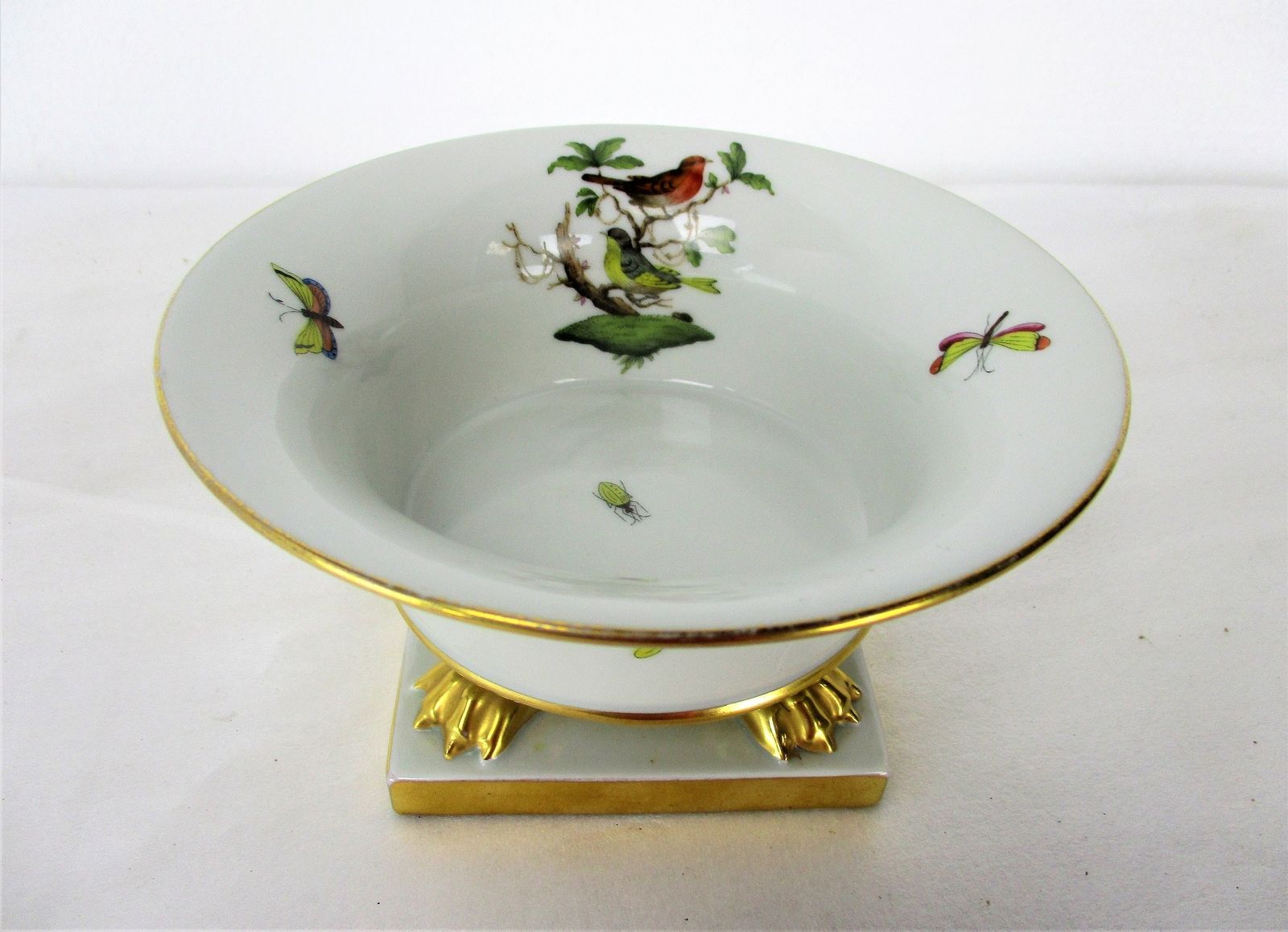Jardiniere Nail Vase Planter Birds Butterflies Herend Hungary Footed Paw Legs Go