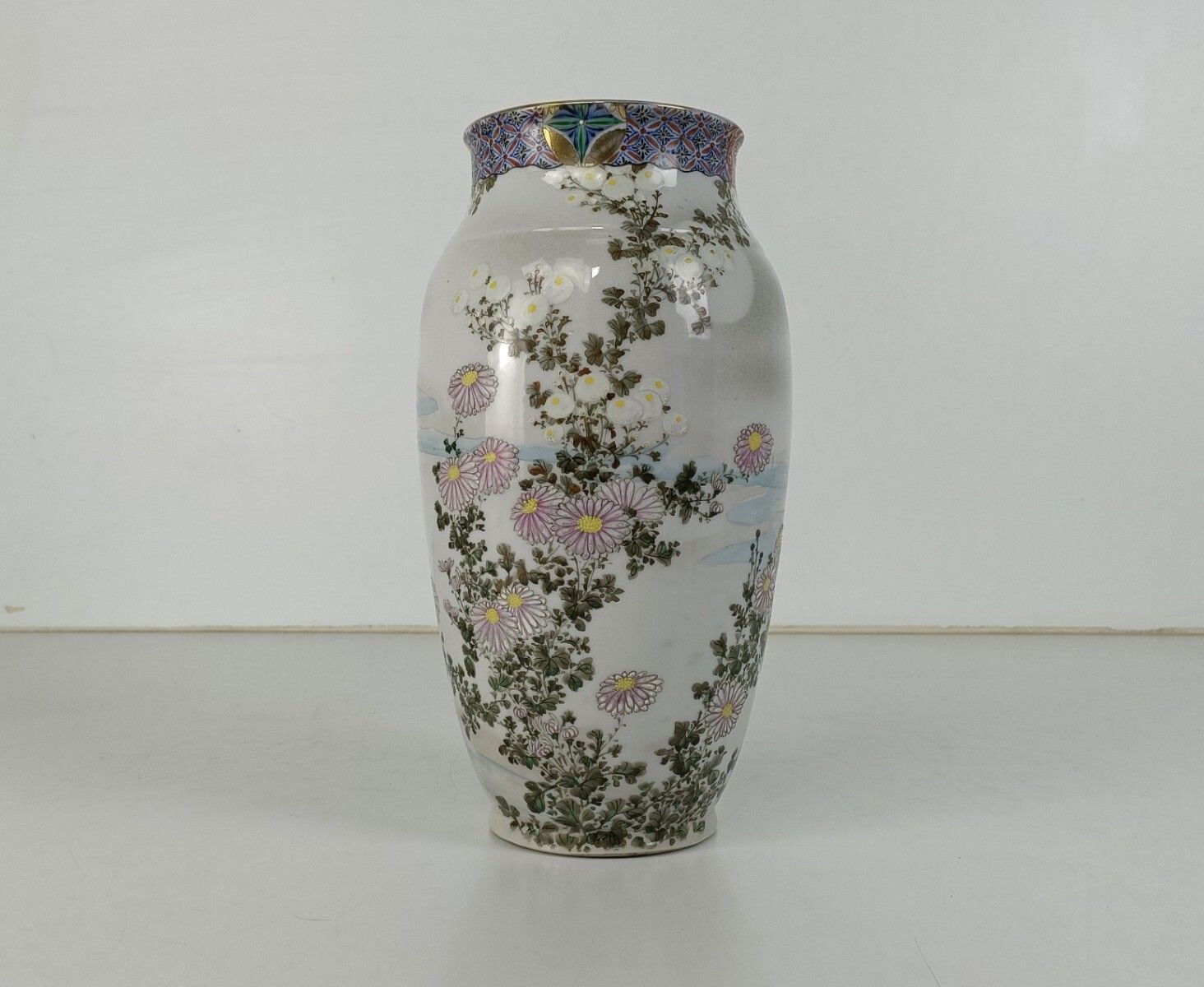Japanese Antique 19th Century Floral Vase Decoration Only photo furniture