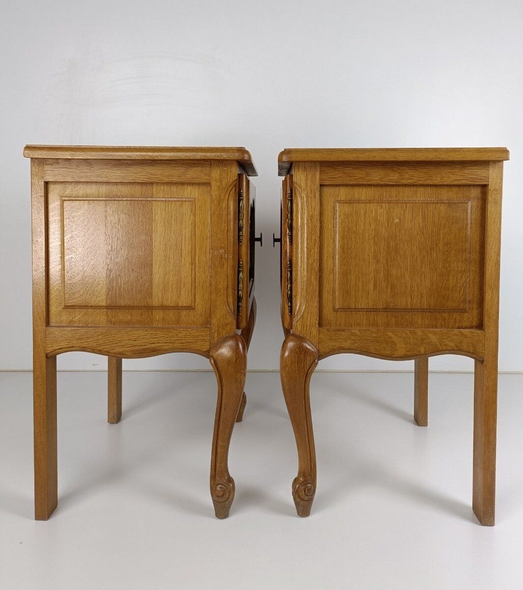 photo furniture Pair Of Nightstands End Tables Cabinets Louis XV Style Bedroom Cabinets Wood Far