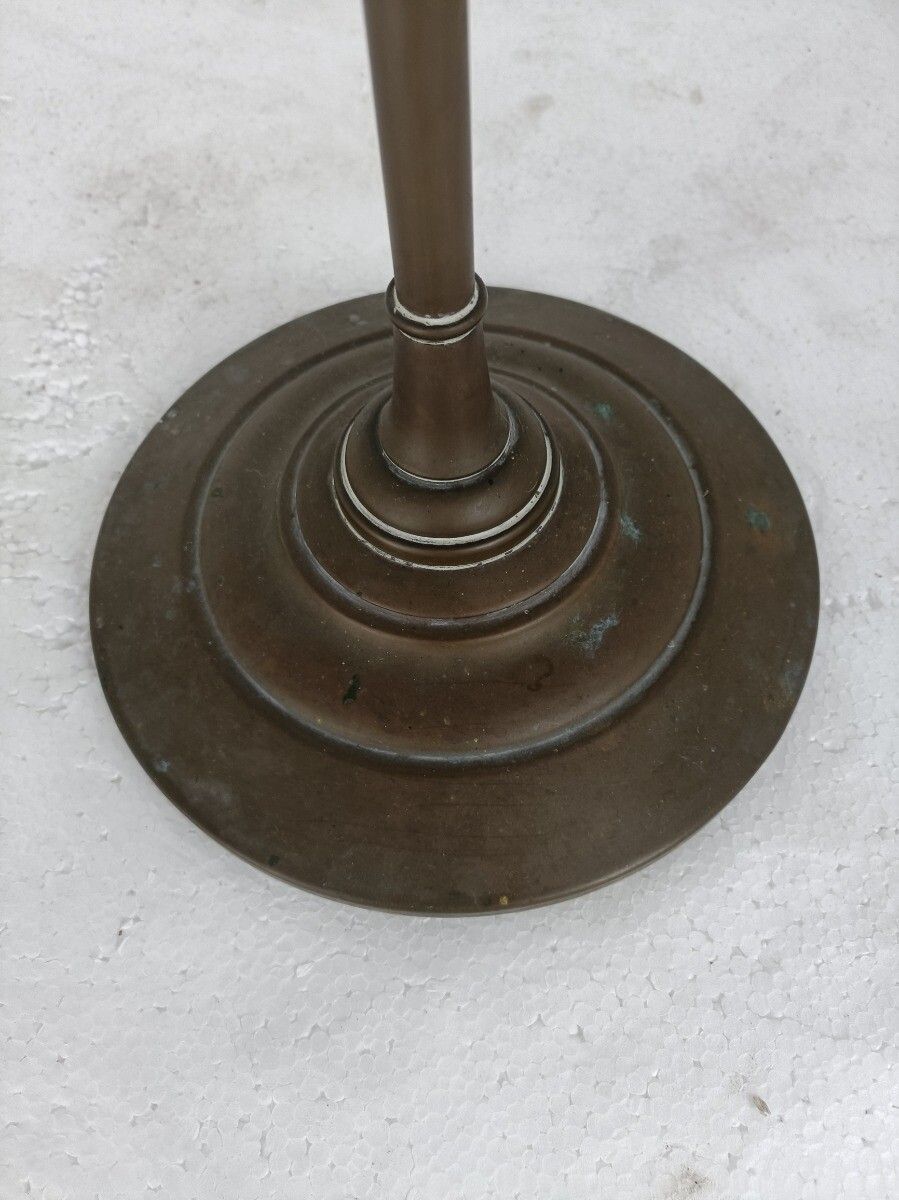 photo furniture Vintage Standing Hammered Brass Glass Ashtray French Floor Cigarette Holder Stan