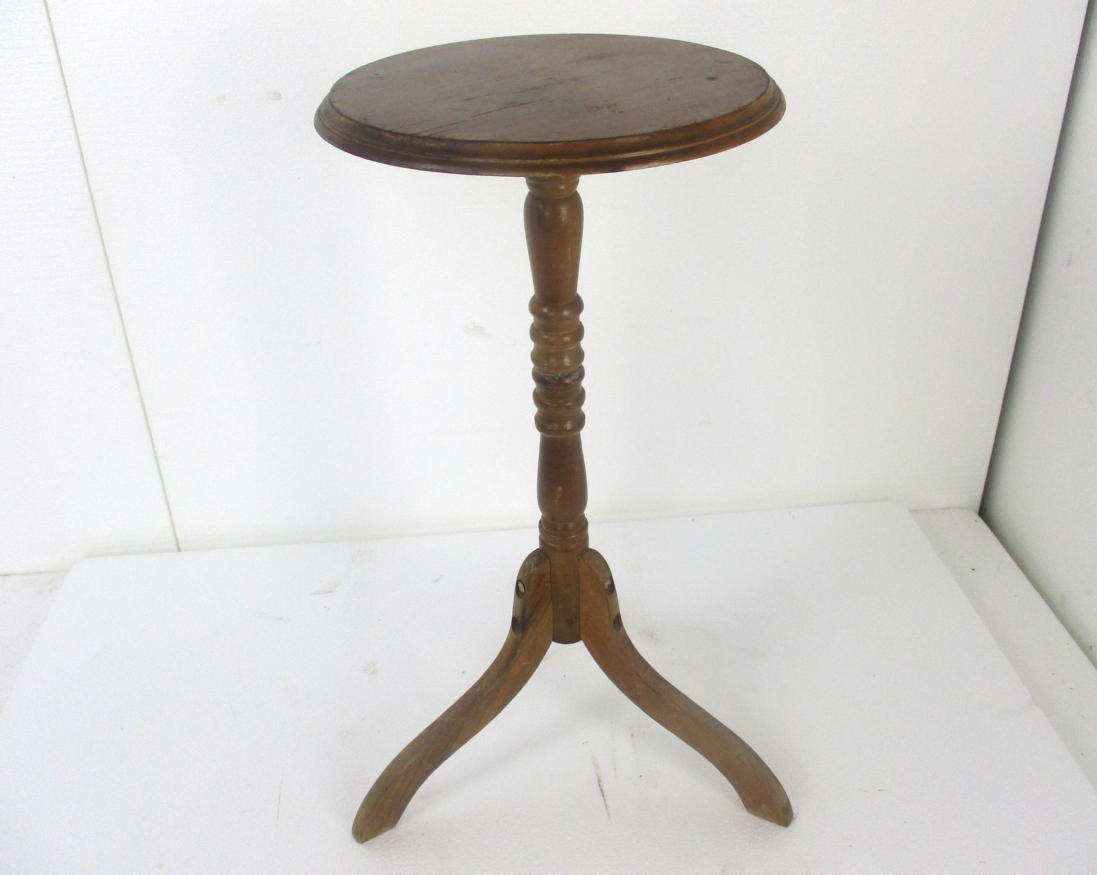 Hand Carved Wood Pedestal Display Side Table Plant Stand Barn Country Style Trip photo furniture
