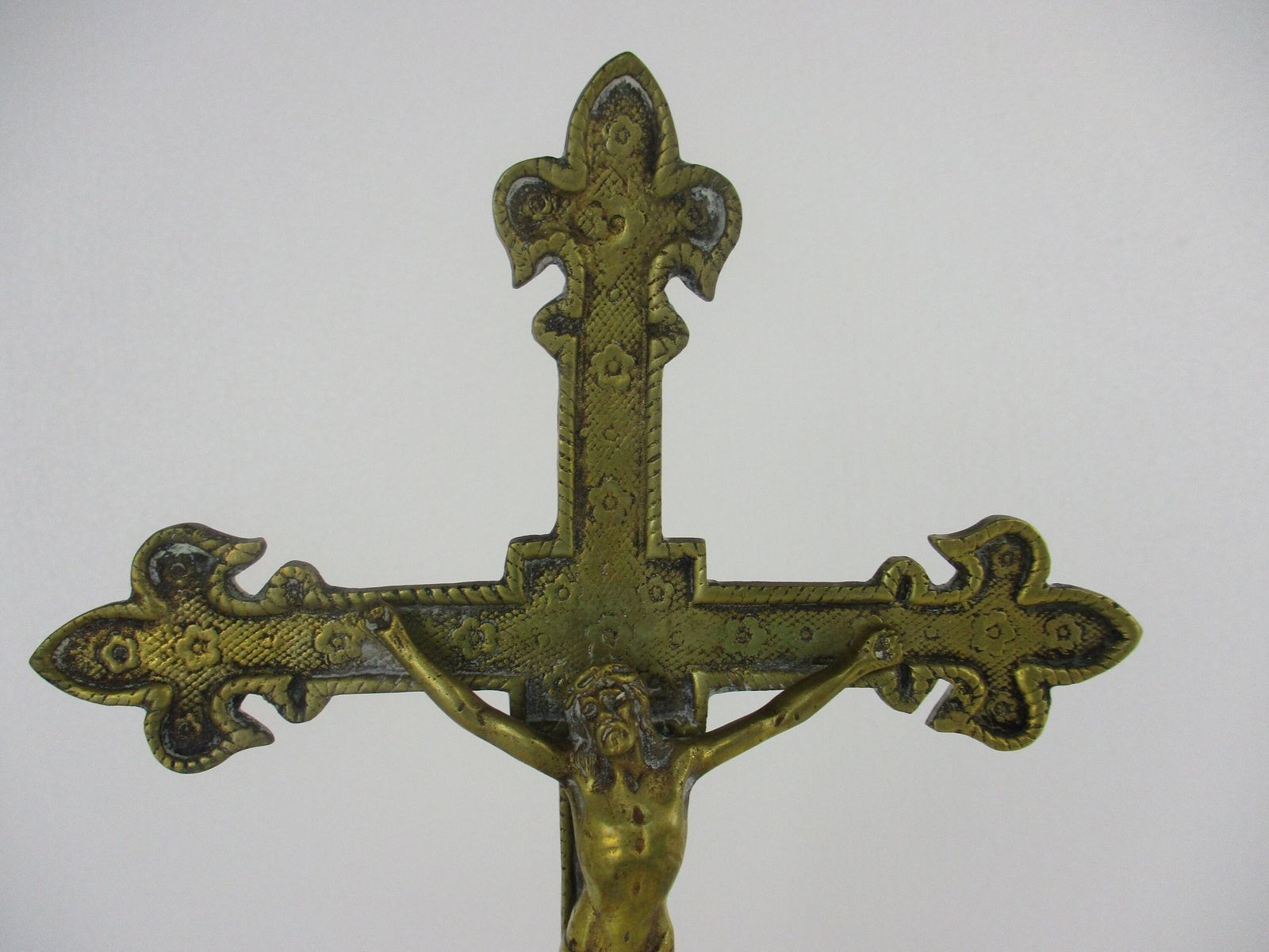 Antique Brass  Jesus Christ Standing Table Cross Crucifix Ornate Art Deco French photo furniture