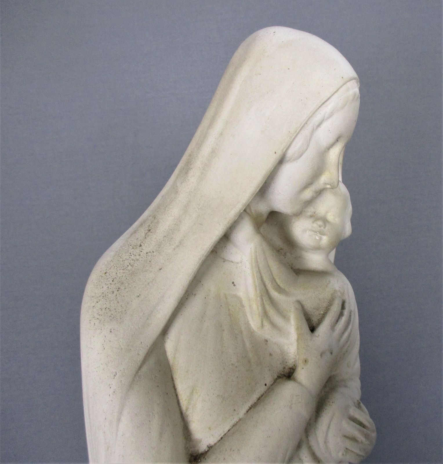 L Art Deco Virgin Mary Madonna Infant Child Plaster Statue Tenderness Lovely Chu photo Art