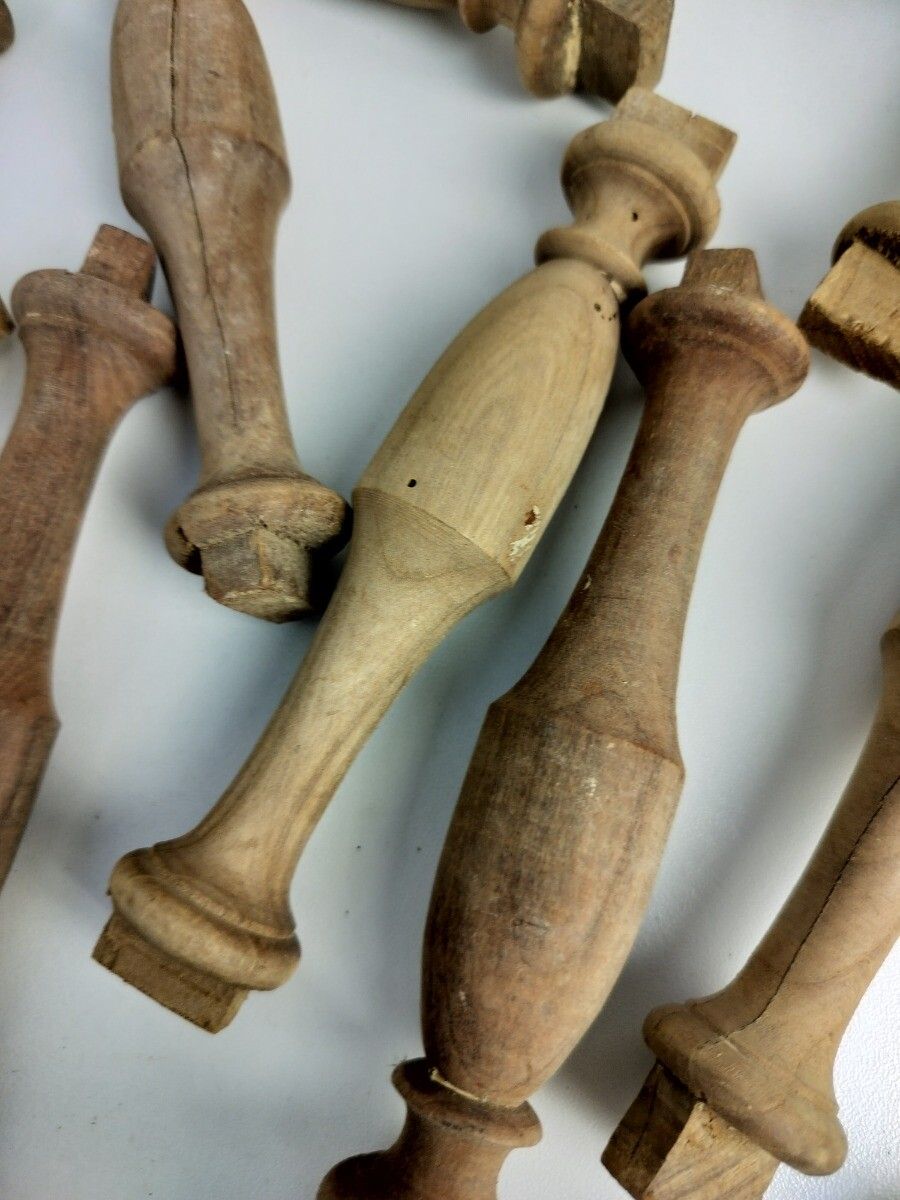 Set Of 22 Antique  Reclaimed Carved Wood Spindles Balusters Trim Posts Pillar Sa photo for sale