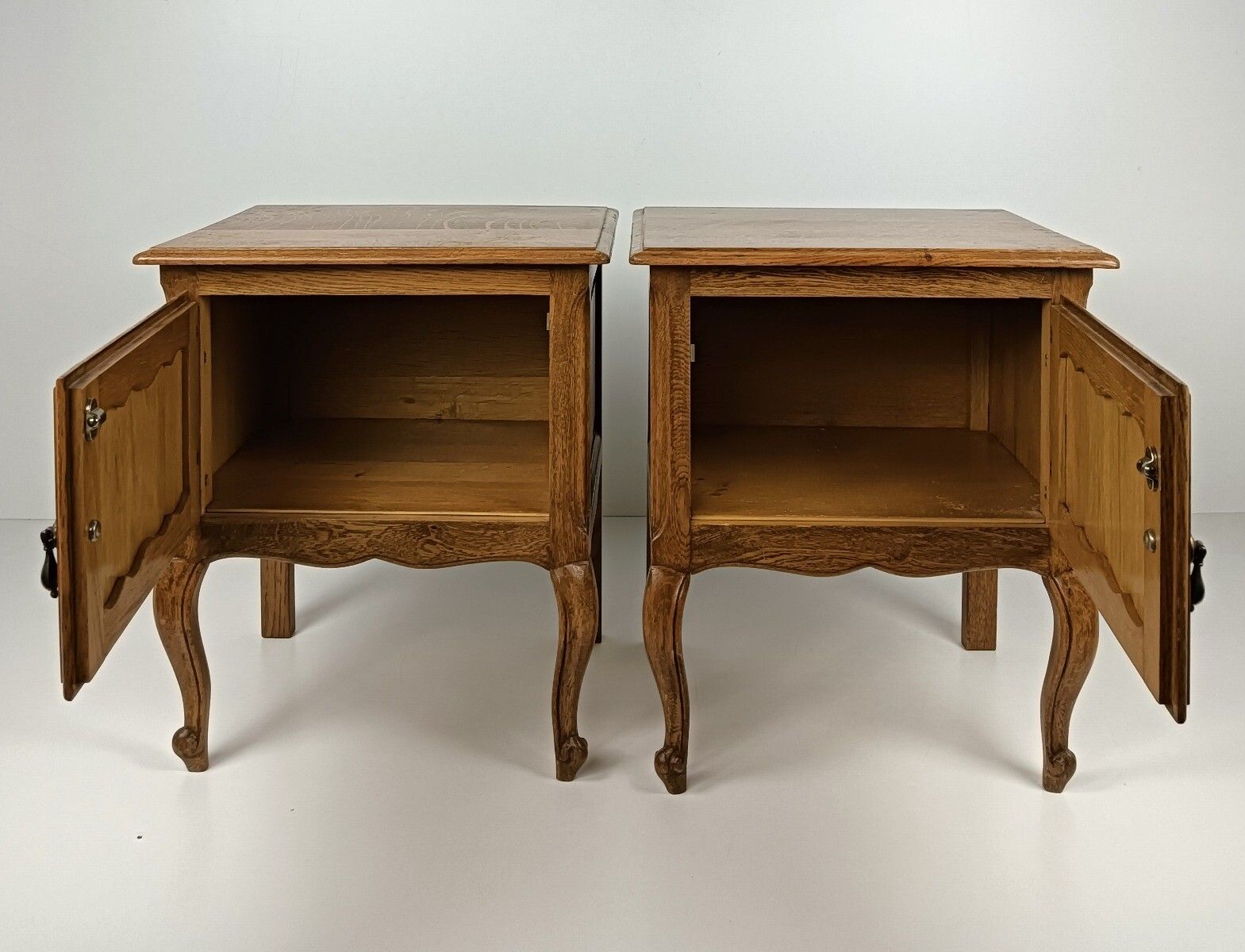 Pair Of Nightstands End Tables Cabinets Louis XV Style Bedroom Cabinets Wood Cou photo for sale