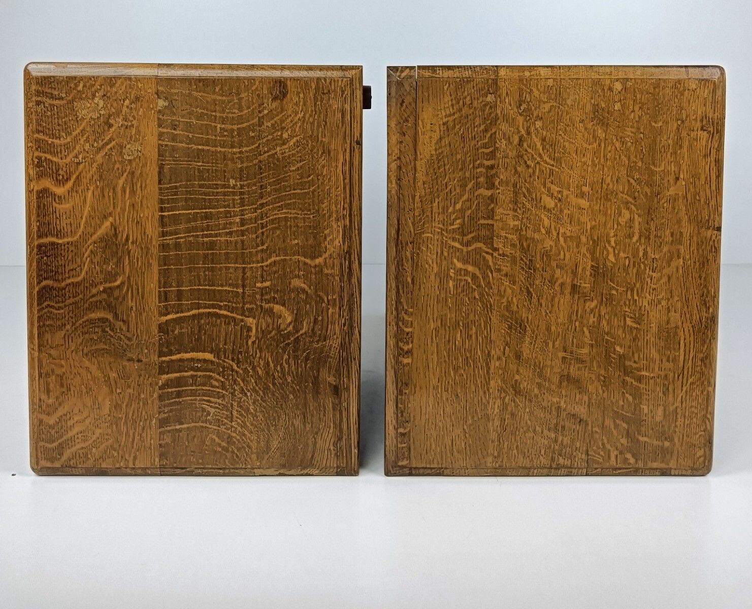 Pair Of Nightstands End Tables Cabinets Louis XV Style Bedroom Cabinets Wood Cou photo buy