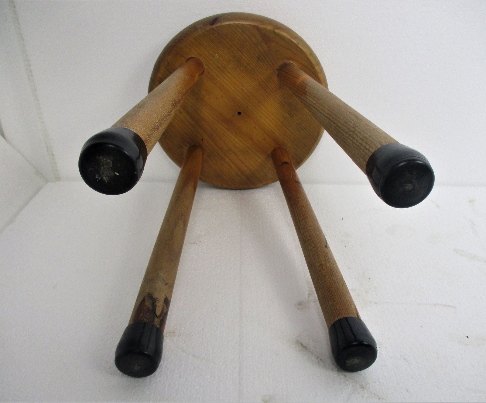 photo furniture Old Milk Milking Stool Farmhouse Country Barn Style French Side Display Table Pe