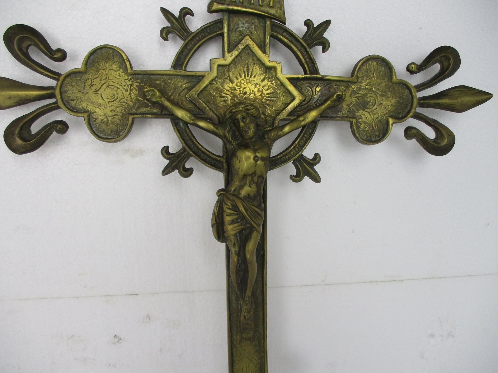 Ornate Hanging Wall Crucifix Heavy Brass Jesus Christ French Fleur De Lis Gorgeo photo for sale