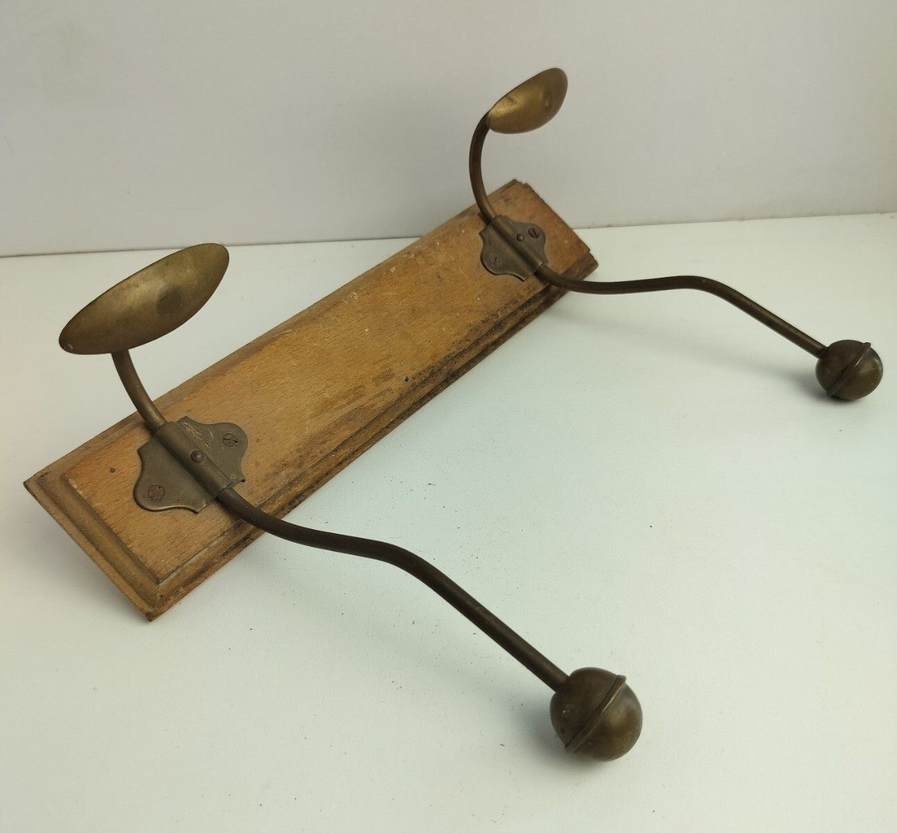 Small Coat Kitchen Bathroom Towel Rack Wood Funky Brass Hooks Modernist photo vinterior