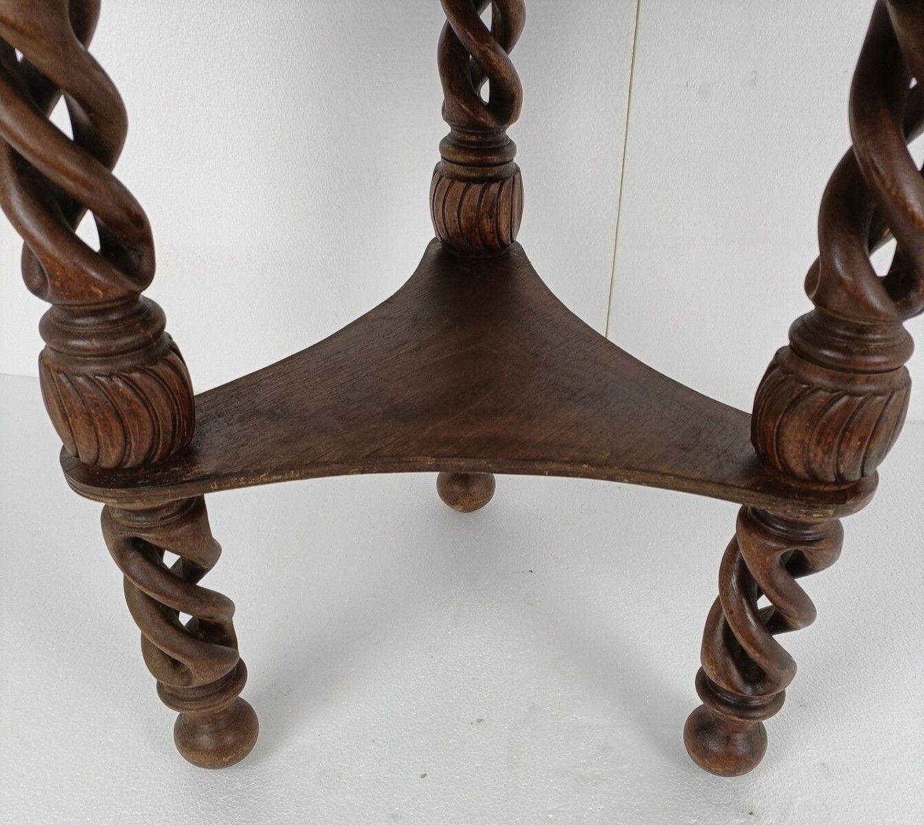 Open Barley Twist Wooden Side Display Coffee Table Pedestal Plant Stand photo vinterior