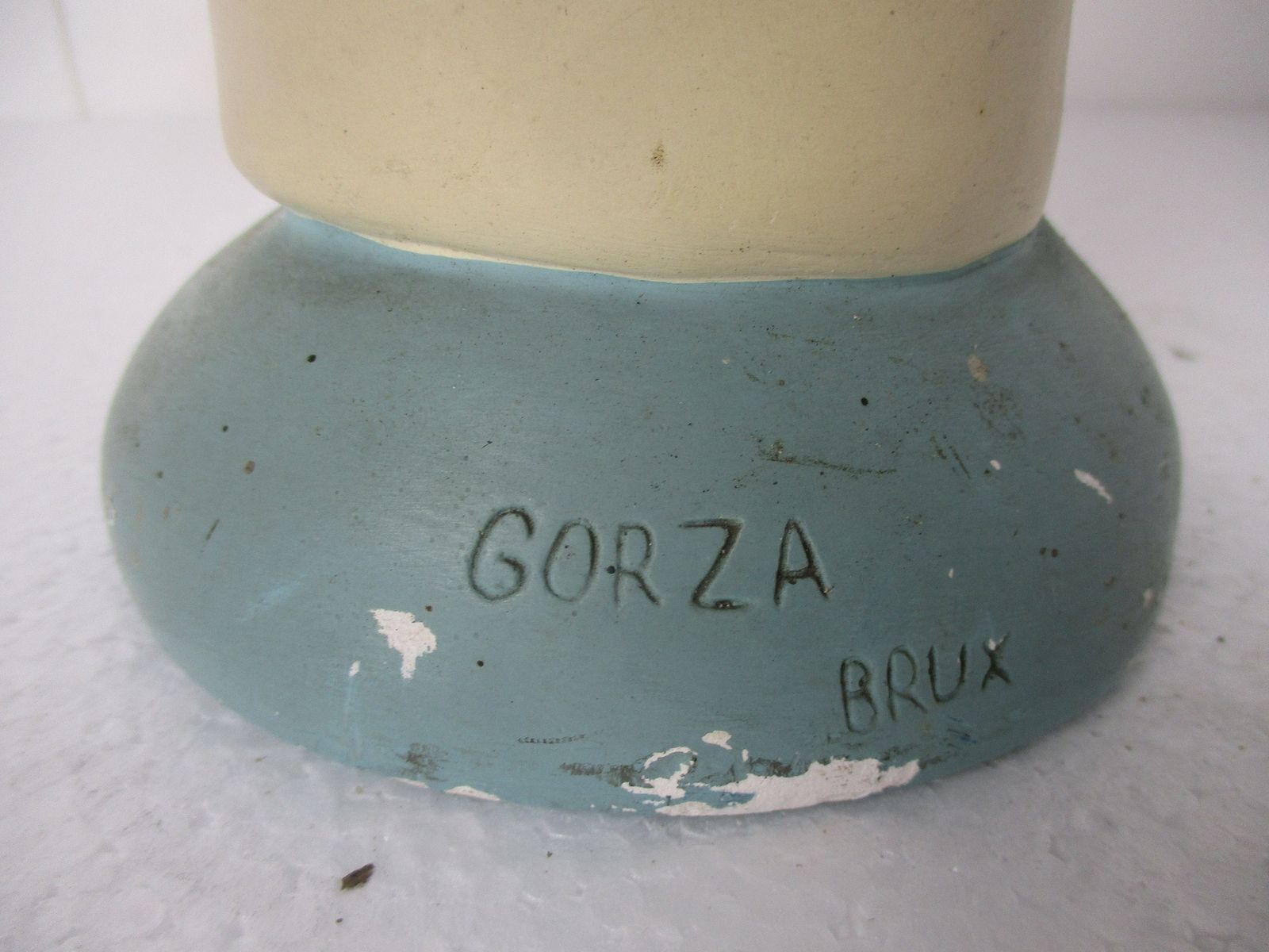 Tutsi Man 1950s Traditional Clothings Signed Gorza Bruxelles Plaster Statue Figu photo vintage