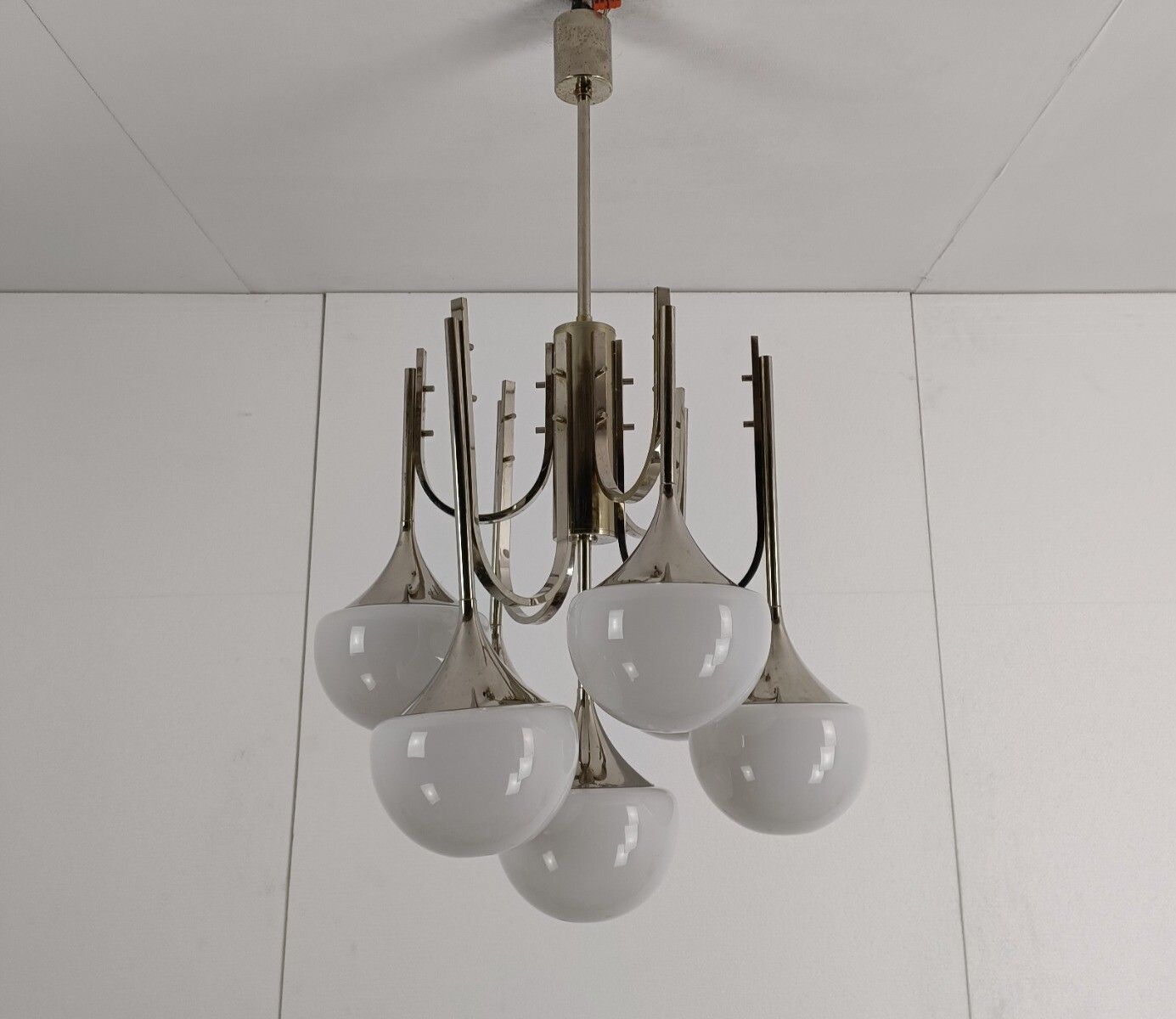 Mid Century Atomic Sputnik Trumpet Chrome Chandelier Opaline Shades Balls  Sciol photo 1011.0