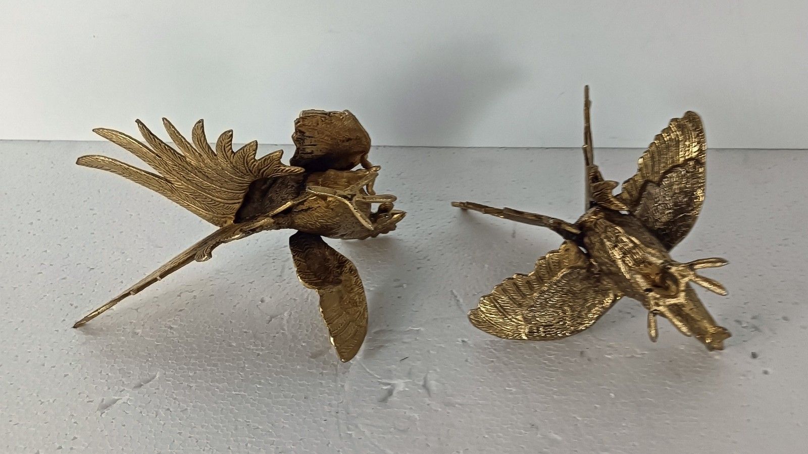 photo furniture Couple Fighting Rooster Cocks Gold Colored Brass Mid Century Modern Figurines