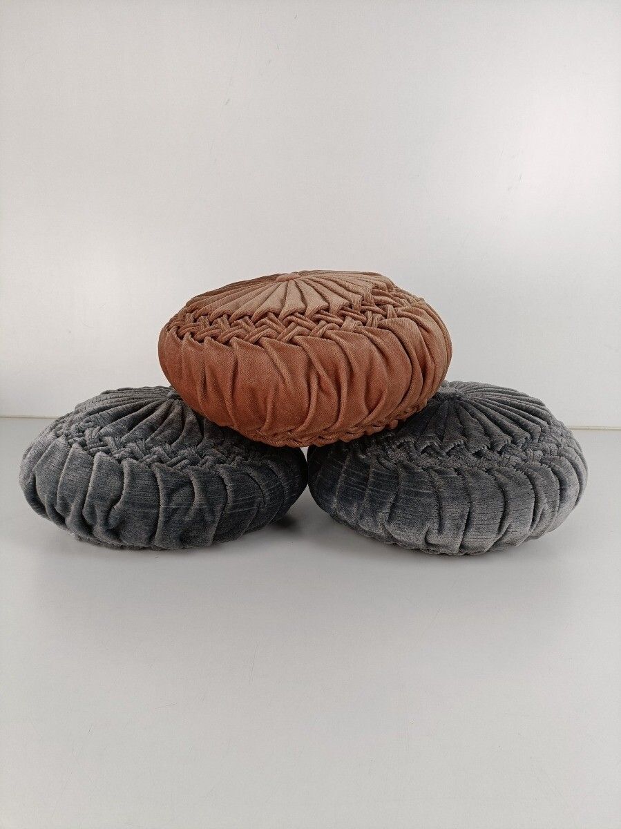 Set Of 3 Throw Round Tufted Cushions Vintage Blue Grey Pink Velvet photo furniture