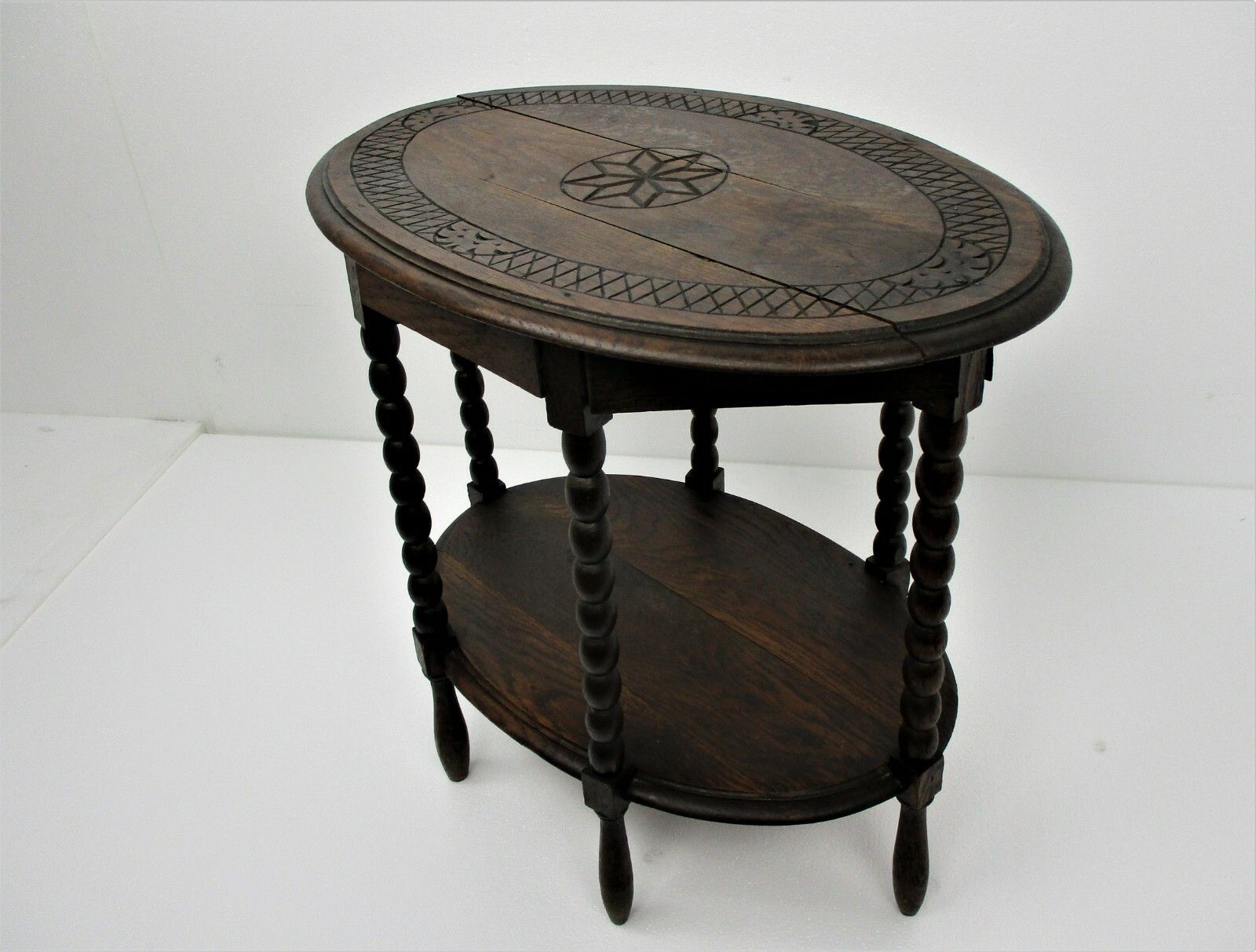 photo furniture Ornate Hand Carved Wooden Table 6 Legs Bobbin Legs Coffee Side Table Wow
