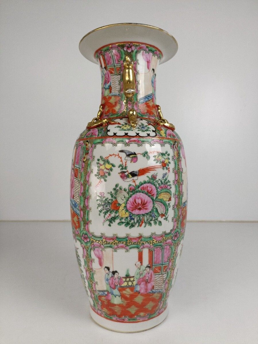 Vintage Chinese Canton Vase Family Rose Foo Dogs Beautiful Scenery 70s photo furniture