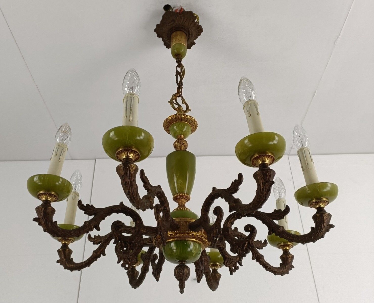 Chandelier 8 Arms Lights Hollywood Regency Brass Faux Marble Chandelier Vintage photo Lighting