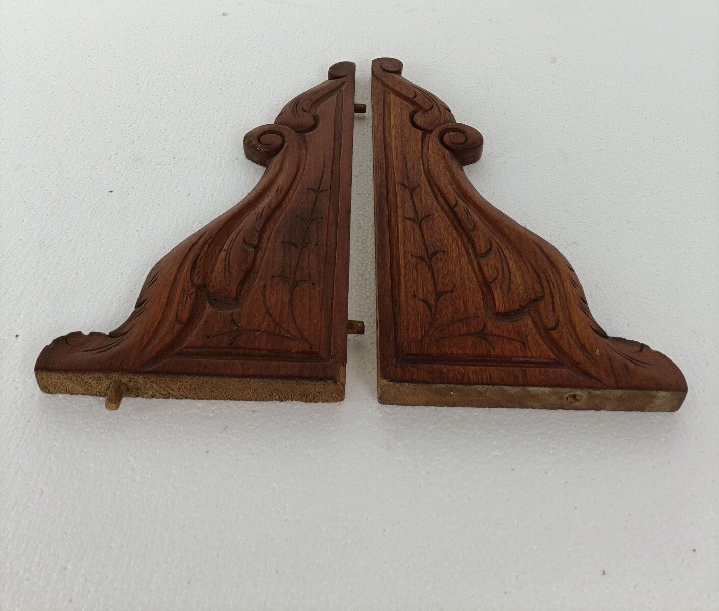 Pair French Corbels Hand Carved Wood  Pediment Ornate Finial Architectural Brack photo Home Decor