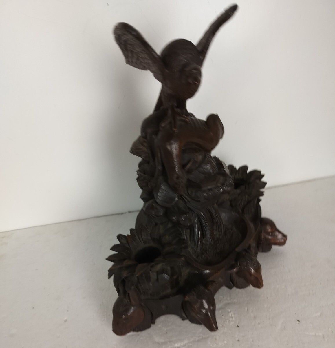 Antique Large Rare Black Forest Wood Carving Inkwell Eagle Forest Animals Stunni photo vinterior