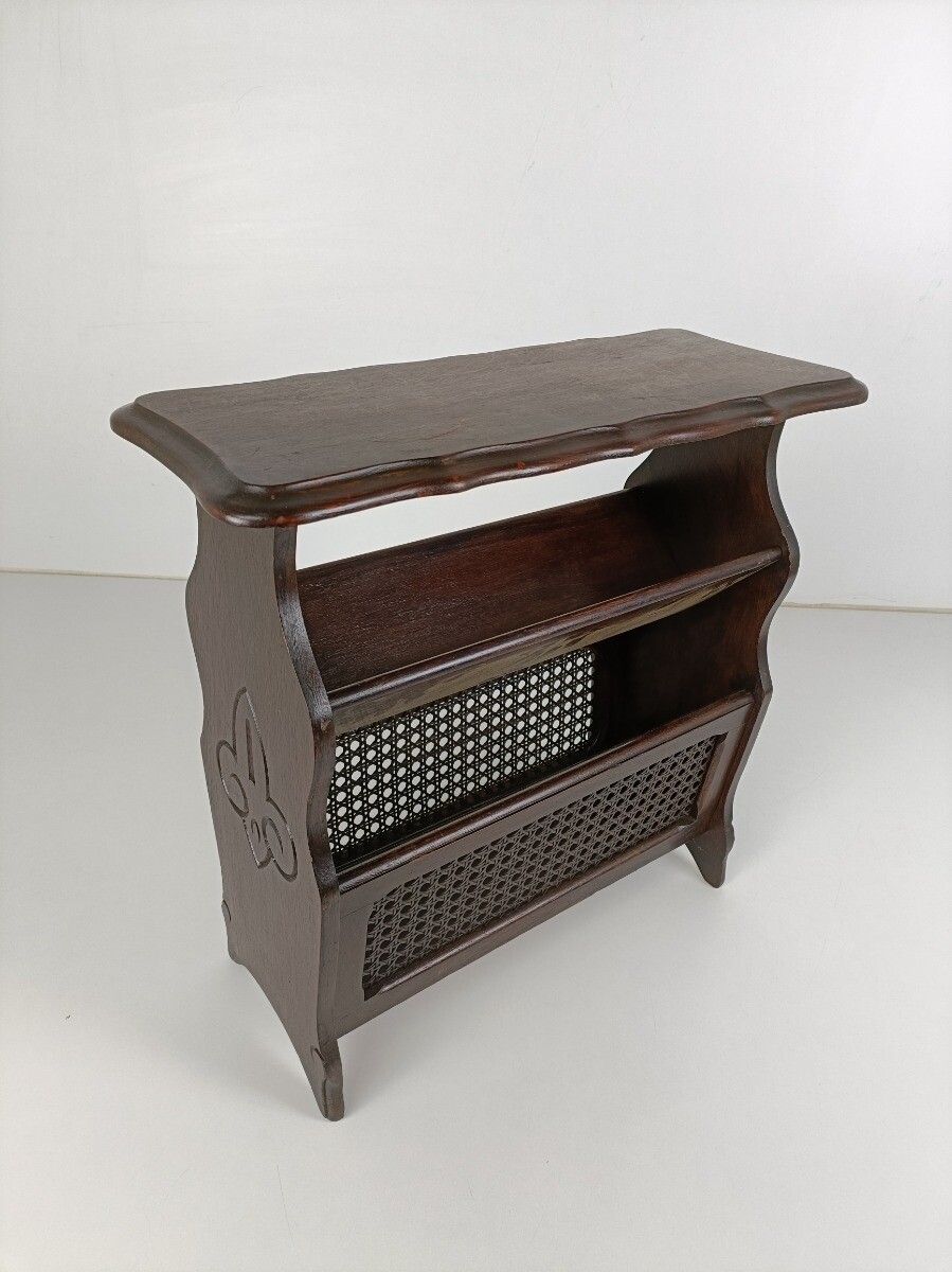 Vintage Colonial Style Magazine Newspaper Basket Rack Side Table Wood Wooden photo 223.0