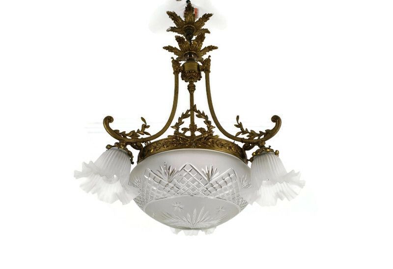 Stunning Art Deco Chandelier Antique Etched Glass Bronze Doré Rams Heads 4 Ligh