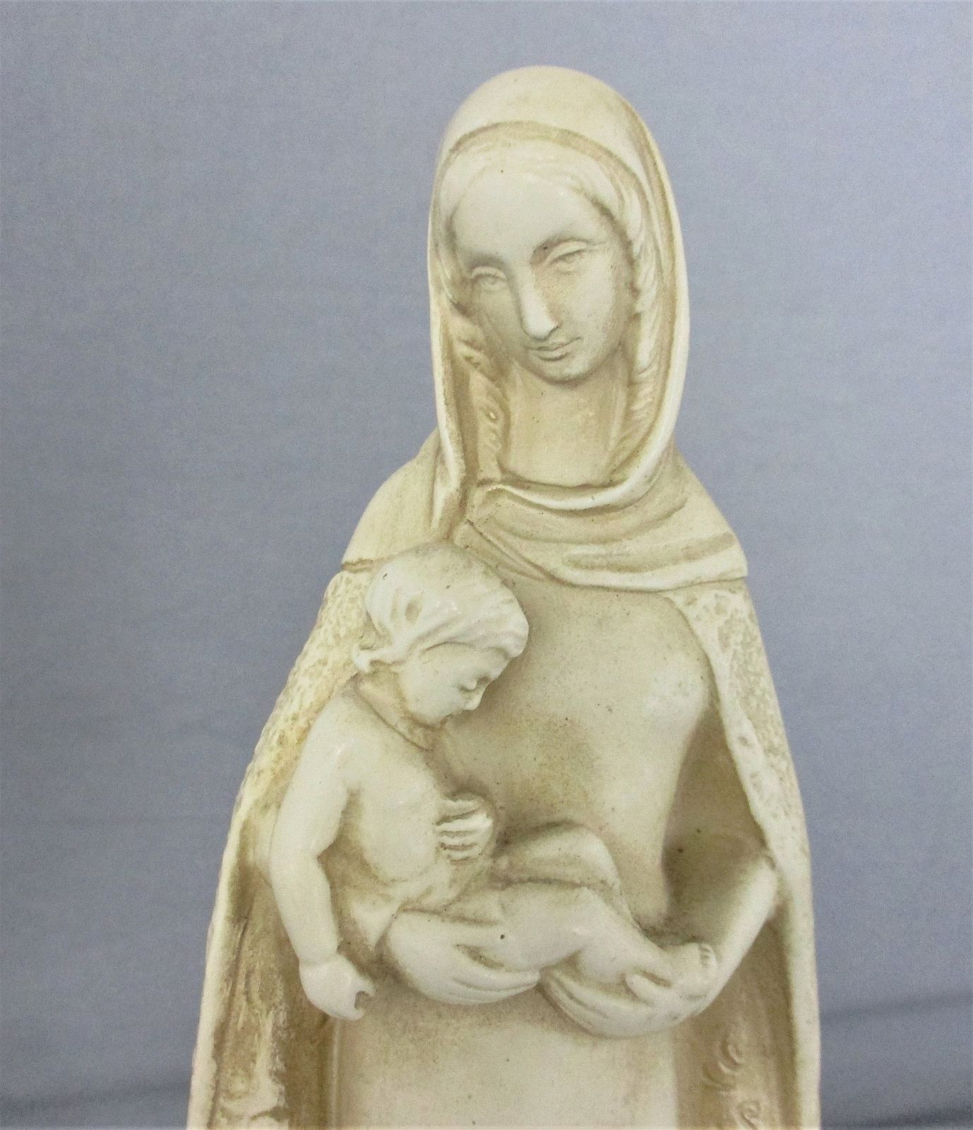 Virgin Mary Madonna Holy Mother Infant Child Plaster Statue On Granite Base 10.0