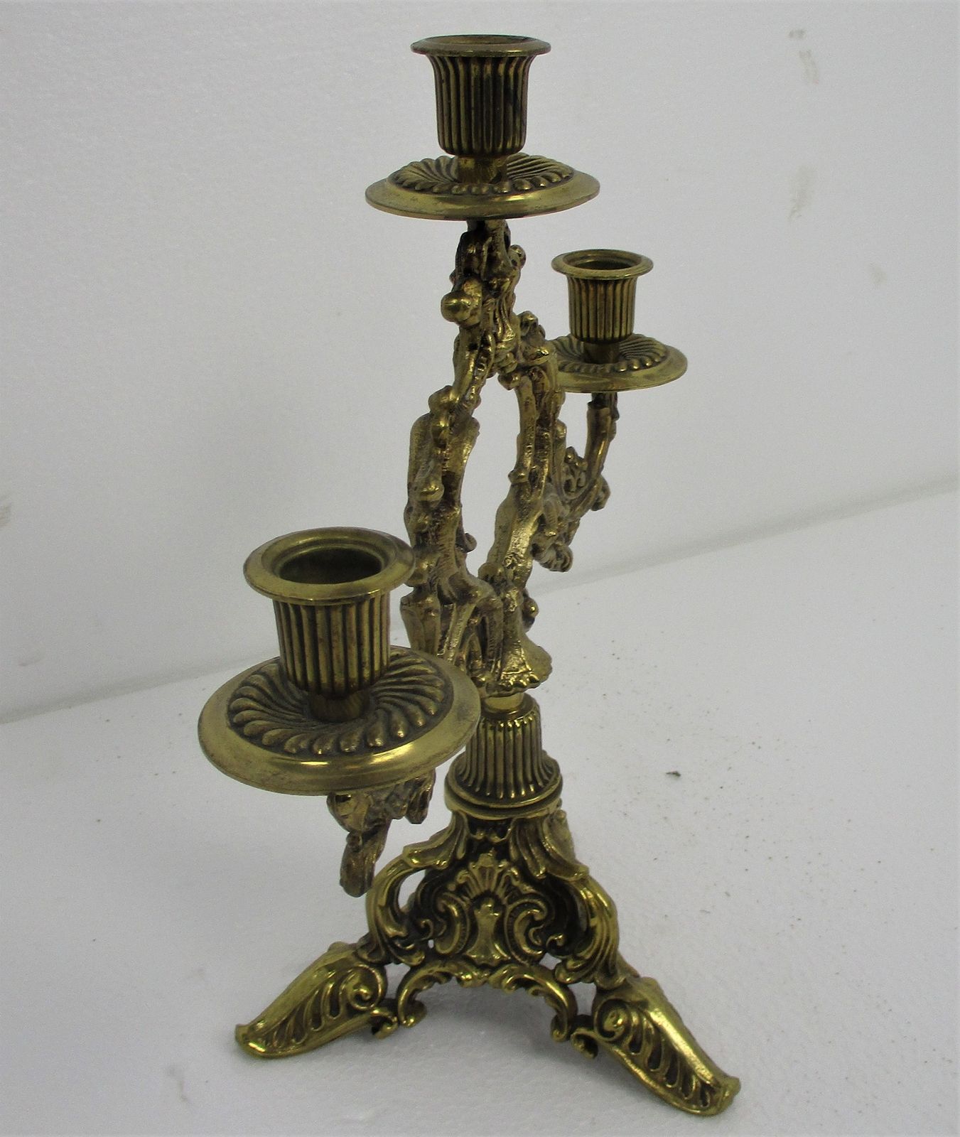 Gorgeous Brass Ornate Embossed Candle Holder Stick Candelabra 3 Arm  Lovely Vint photo Home Decor