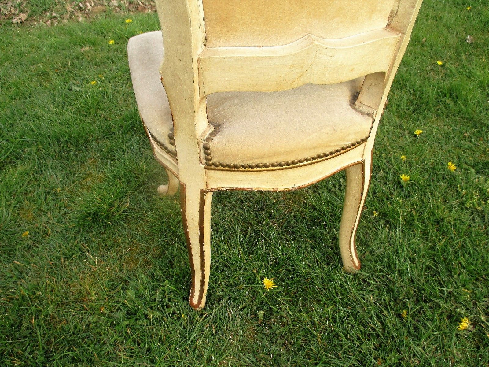 photo furniture Elegant Louis Philippe Antique Chair White Beige Velvet Fabric Carved Wood