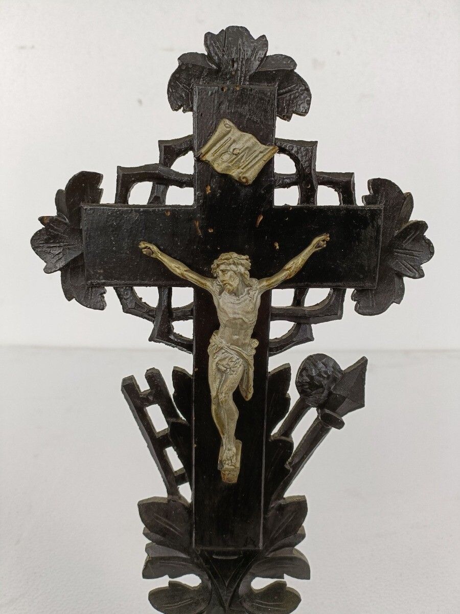 Antique Standing Crucifix  Cross  Wood Spelter Corpus Christi Hand Carved  Tools photo vinterior