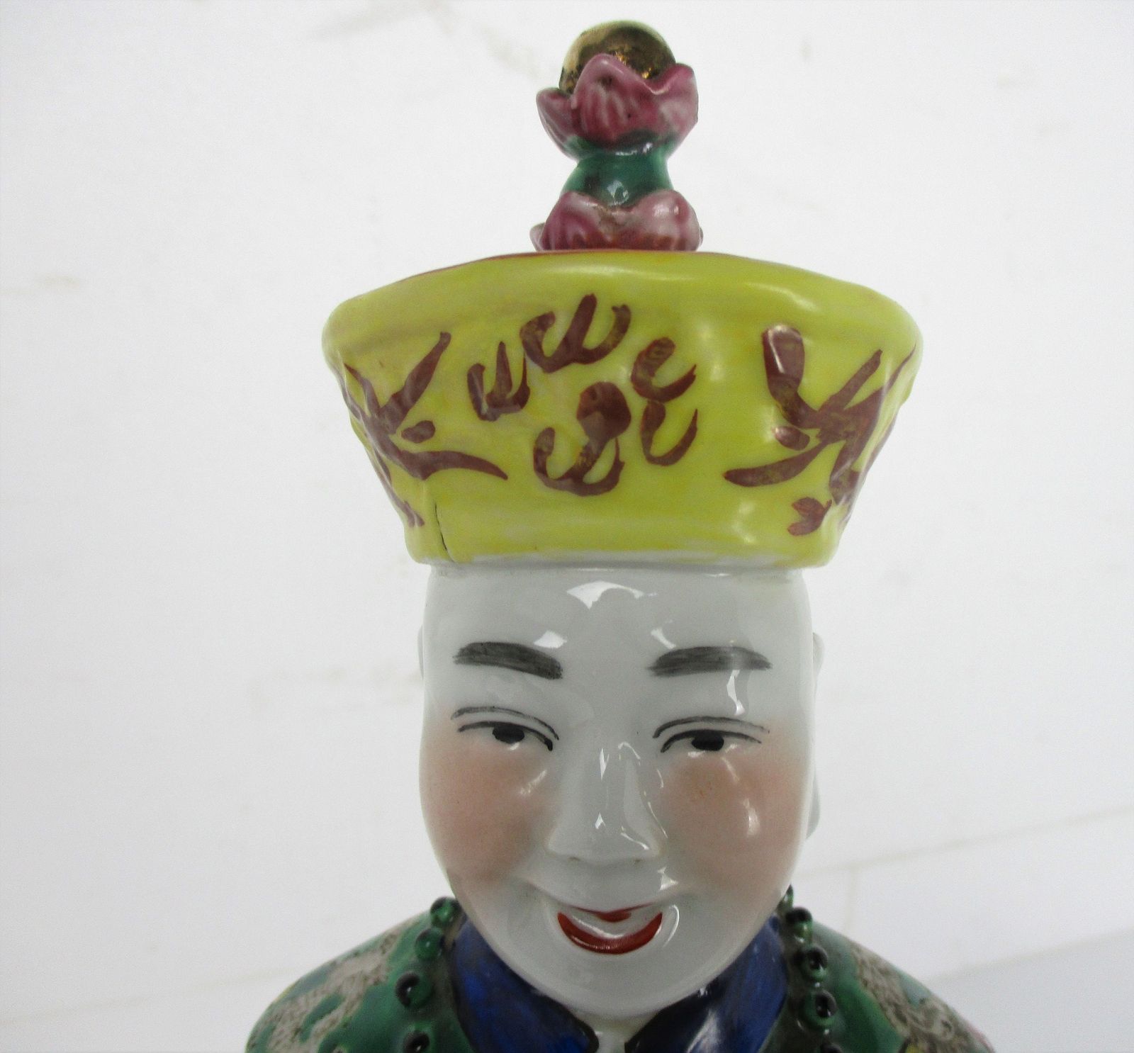 Chinese Statue Figurine Laughing Emperor Qing Dynasty Polychrome Lovely 14.96&Qu photo 61.0