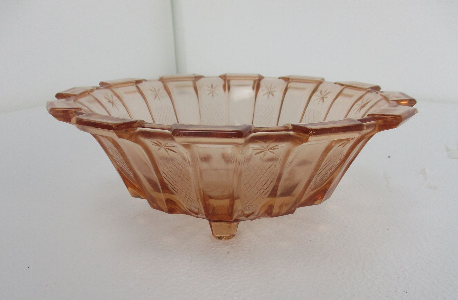 Art  Deco Bowl Dish Centerpiece Basket Art Glass Pink Depression Glass Beautfifu photo furniture