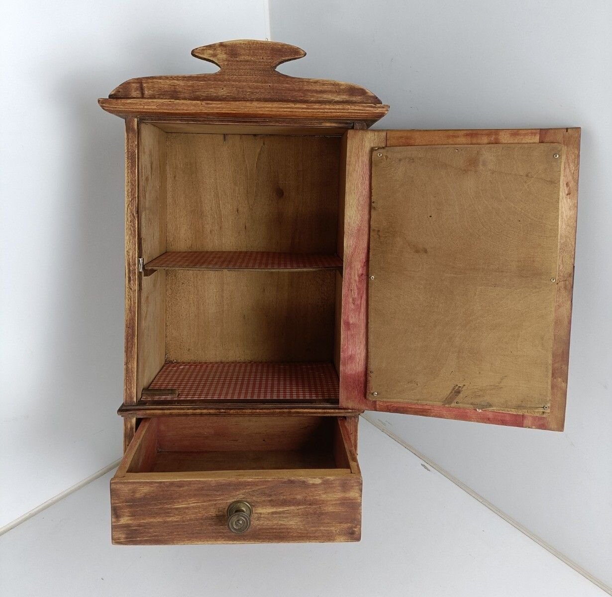 photo furniture Antique Medicine Apothecary Shaving Cabinet Special Wood Wall Hanging Barn Farmh
