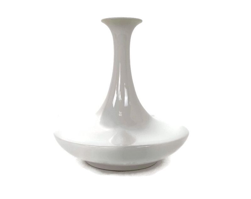 Pino Spagnolo Design For Sicart Post Modern Vase  Italy Space Age Modernist Whit