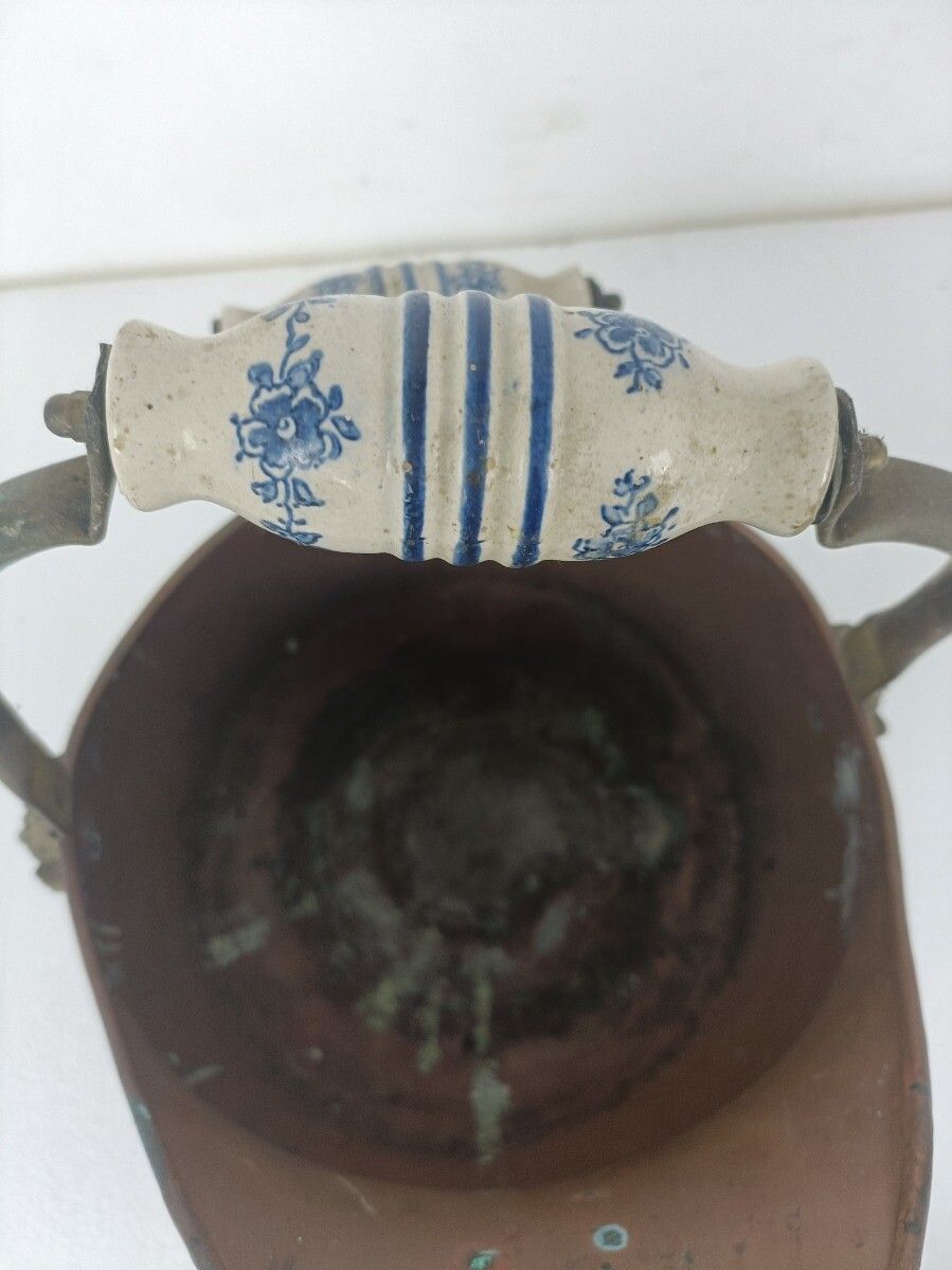 Antique Hammered Brass Kettle Bowl With Delft Blue White Porcelain Handles Plant photo for sale
