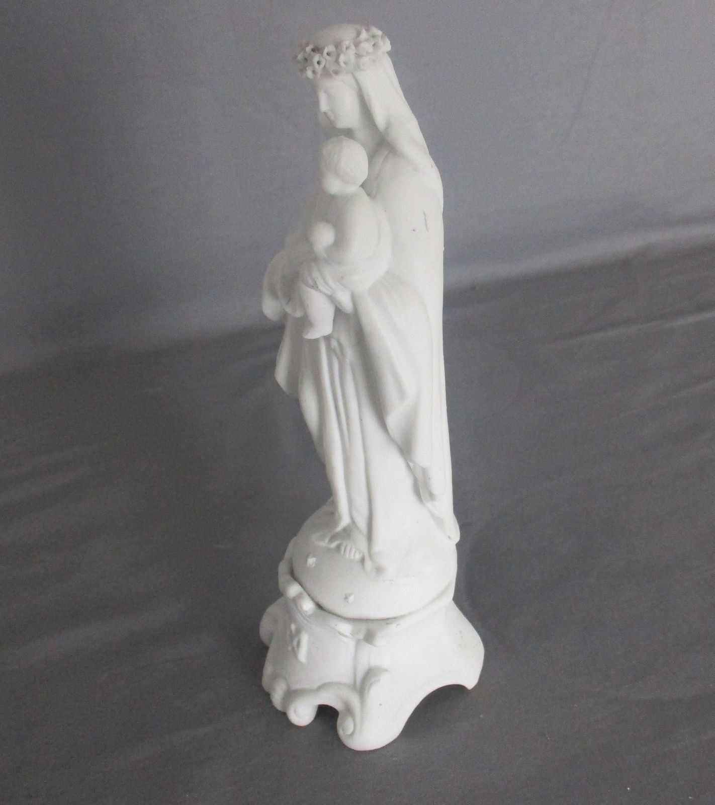 Antique Bisque Porcelain Statue Virgin Our Lady Mary Madonna With Infant Jesus F photo vinterior