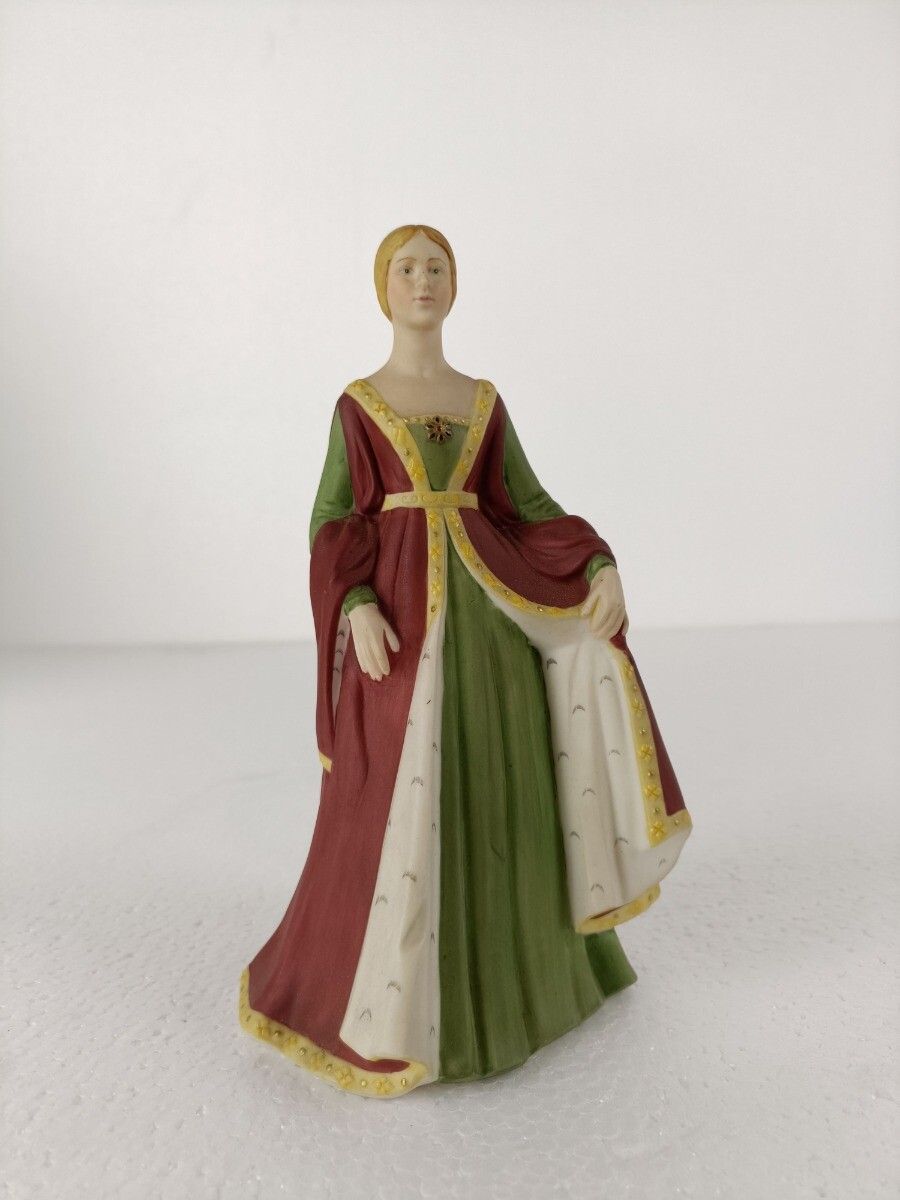 Exquisite Franklin Porcelain Isabella Of Spain  Limited Edition Figurine 1982. photo furniture