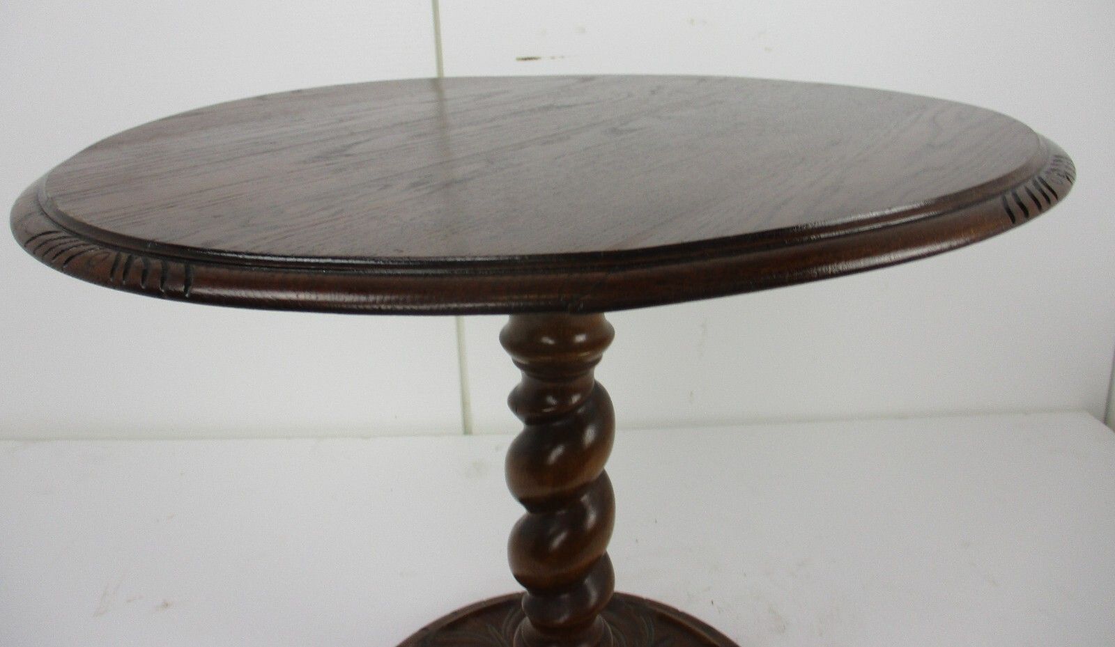 Hand Carved Wood Barley Twist Side Display Coffee Table Pedestal Plant Stand photo for sale